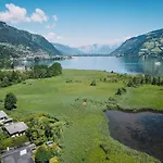 Lakeside Plattner By We Rent, Summercard Included Τσελ αμ Ζέε