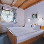 Daire Lakeside Plattner By We Rent, Summercard Included