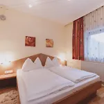 Lakeside Plattner By We Rent, Summercard Included *