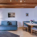 Lakeside Plattner By We Rent, Summercard Included Τσελ αμ Ζέε