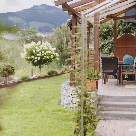 Διαμέρισμα Lakeside Plattner By We Rent, Summercard Included *