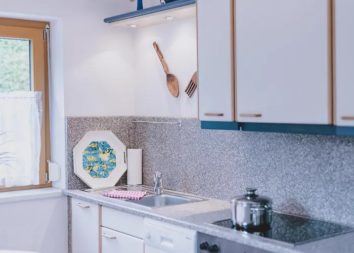 Lakeside Plattner By We Rent, Summercard Included Apartman *