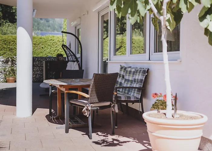 아파트 Lakeside Plattner By We Rent, Summercard Included