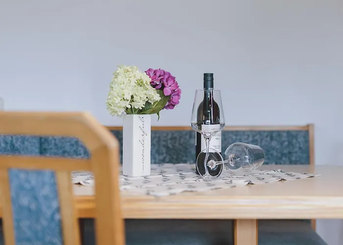 Lakeside Plattner By We Rent, Summercard Included *